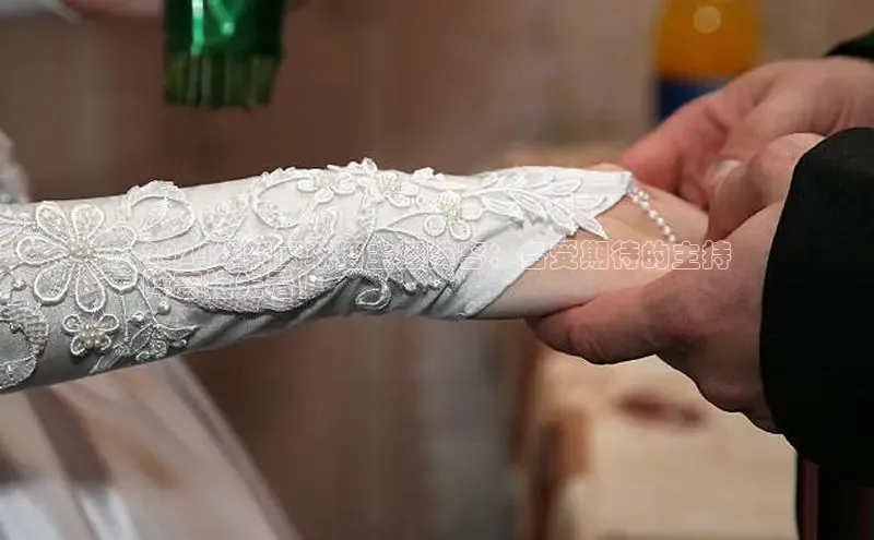 意昂体育4官网百度学术2024年新闻联播主播阵容：备受期待的主持
阵容抢先看！